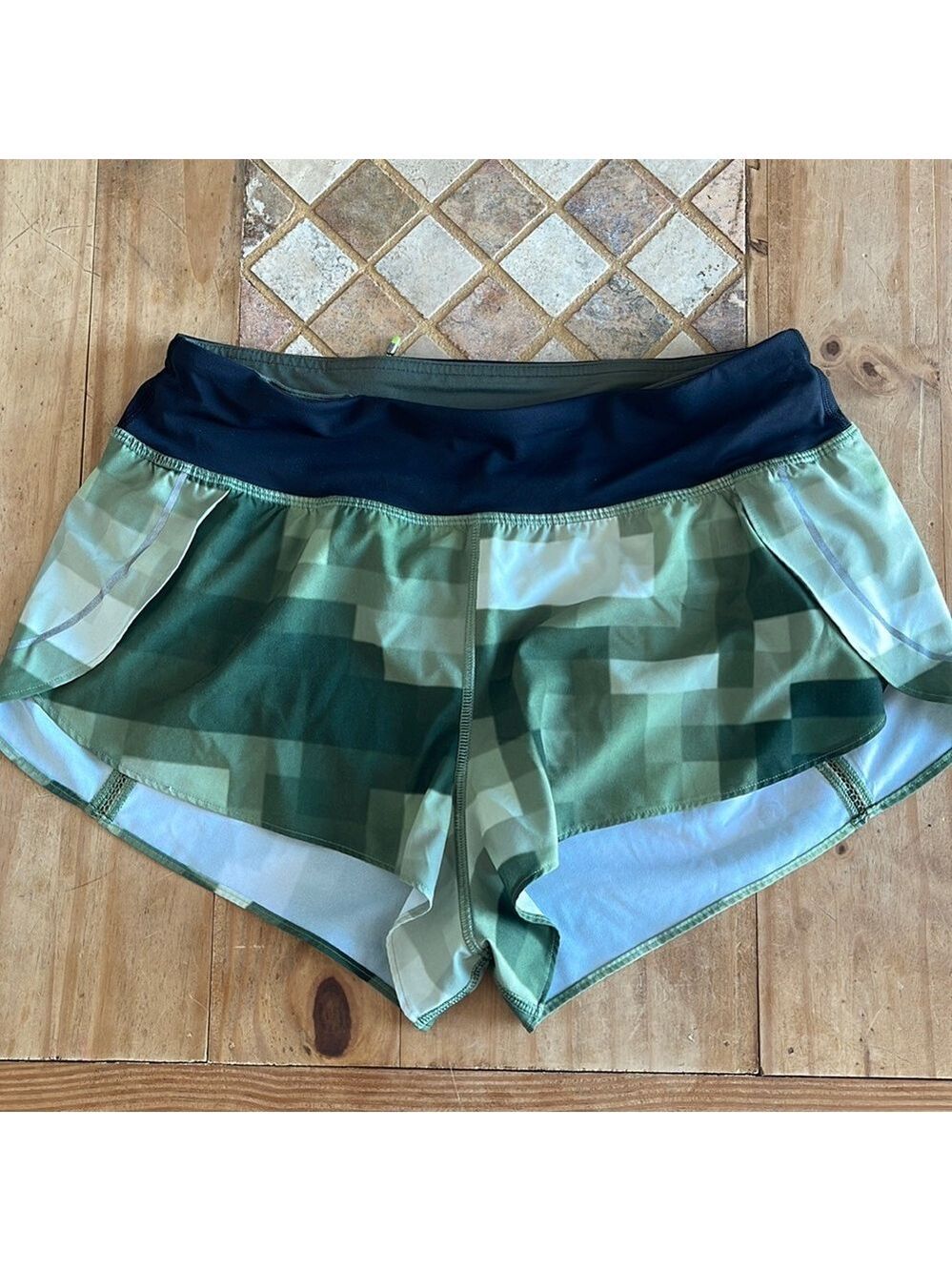 Lululemon Shorts Size 6❤️‍🔥❤️‍🔥